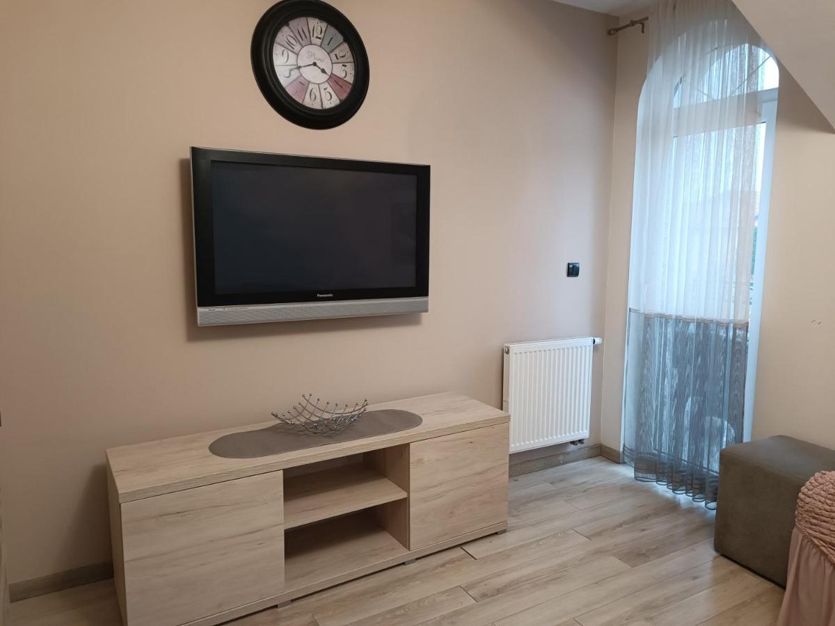 Ivana Beograd Ngoại thất bức ảnh